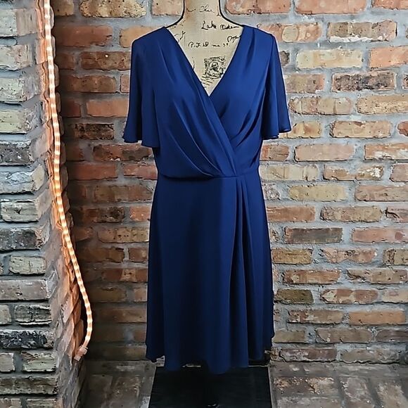 Lauren Ralph Lauren Blue flutter sleeve dress size 10 - Picture 1 of 13
